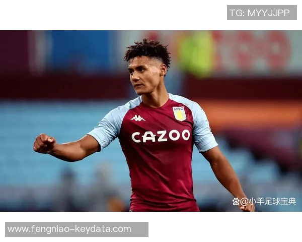 英超激战：尤文图斯狂胜那不勒斯五球零封引发全场震动